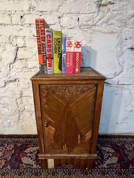 Rzezbiona szafeczka nocna art deco vintage retro prl