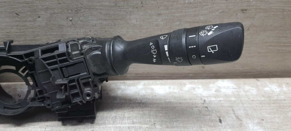 Підрульовий перемикач Toyota Auris 2 2013-2018p.