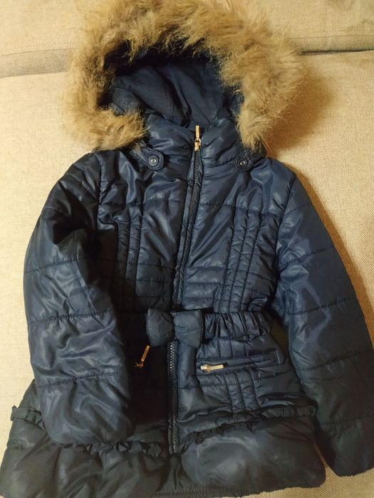 Продам куртку для девочки