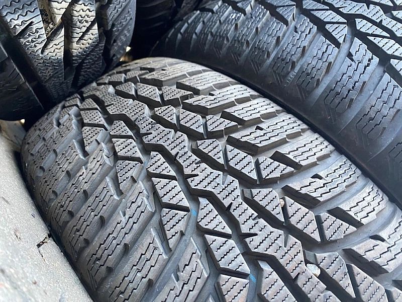 195/60r15 Nokian WR D4_7,5mm_2szt_(279)