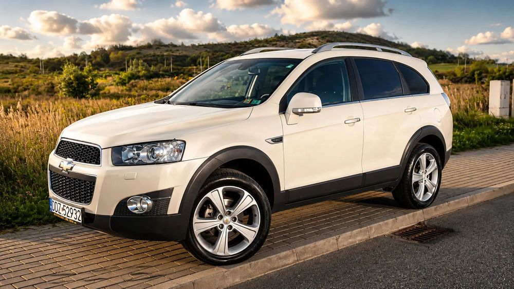 Chevrolet Captiva LTZ 4X4  Manual LED Skóra Navi 7 Foteli Hak