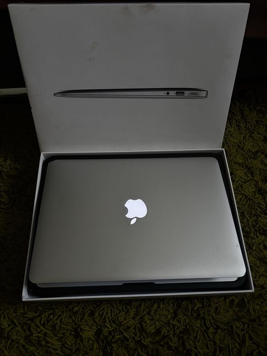 MacBook Air 13 (2017) 8/256 — ідеальний для навчання
