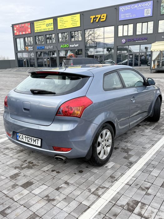 Kia Ceed 2009 1.4 109 к.с.