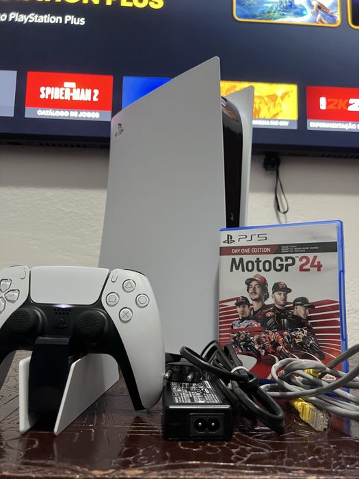 PS5 Slim, versão disco e digital