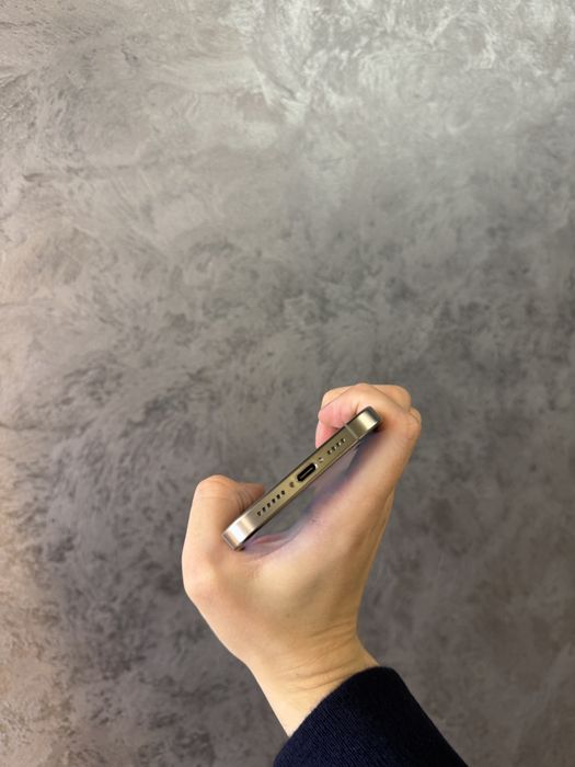 Б/у Iphone 15 Pro Max 256 Natural Titanium ідеал