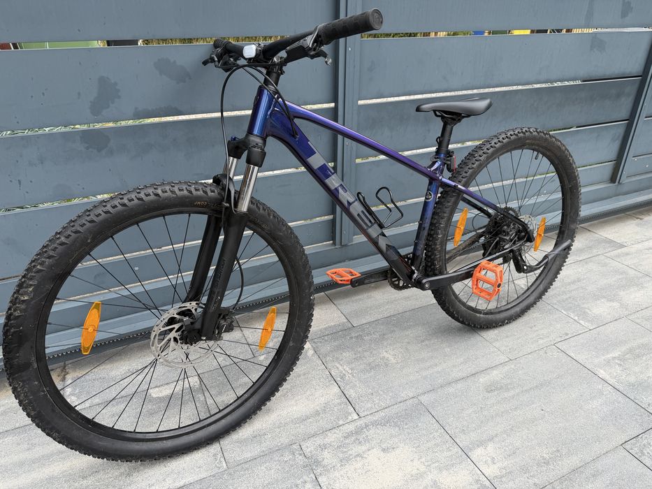 TREK MARLIN 5  rama M koło 29