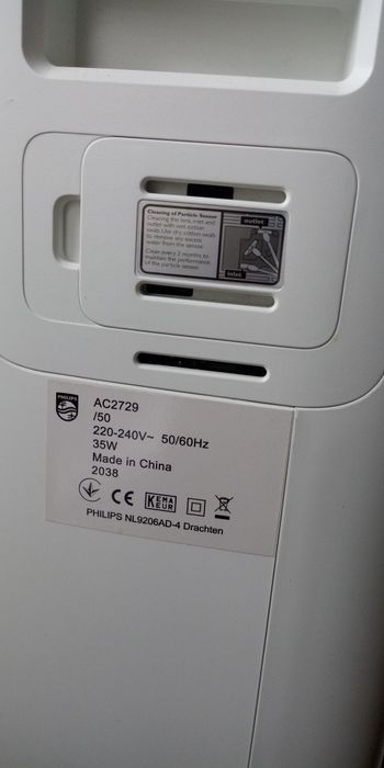 Oczyszczacz i nawilżacz powietrza Philips seria 2000i, model AC2729