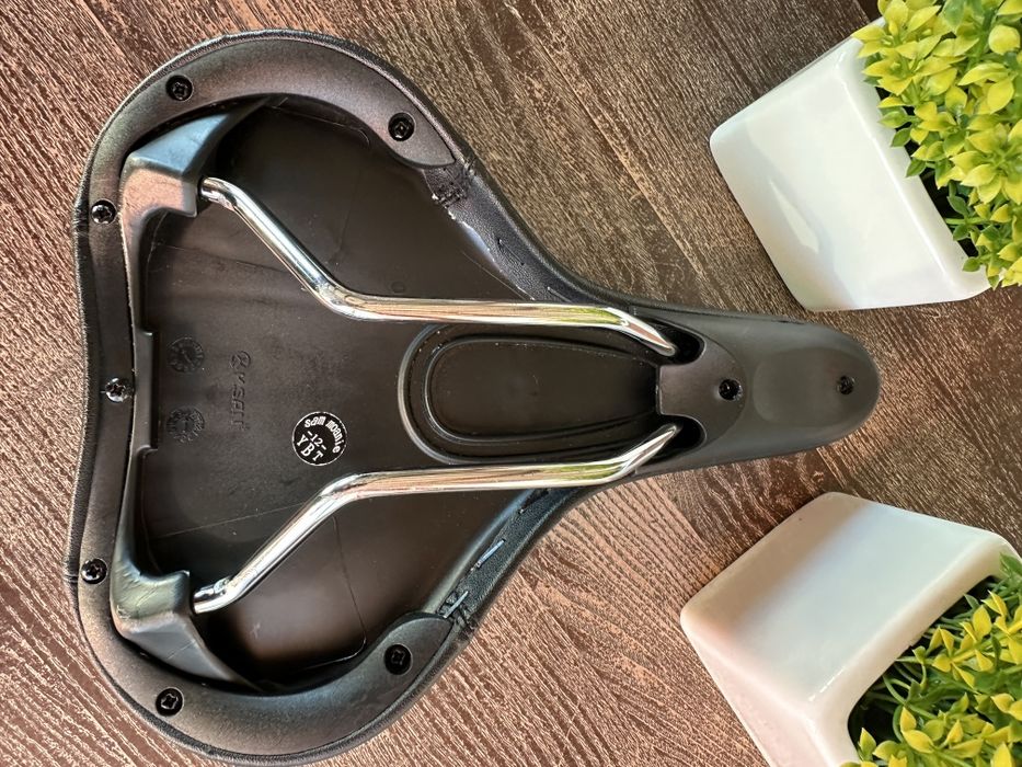 Сидушка на велосипед Leon 262*195 Седло велосипедное Сиденье Новое