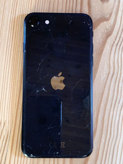 iPhone SE2, 64 GB,82%, iOS 17.3.1