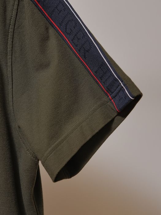 Polo Tommy Hilfiger como NOVO