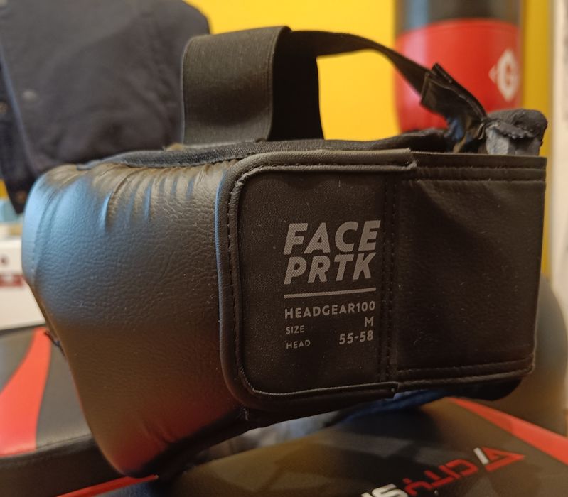 Capacete de Boxe com Barra P Nasal