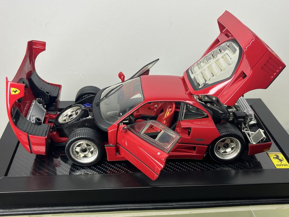 Ferrari F40 Hot wheels Elite 1:18: 10 000 грн. - Машинки Харьков