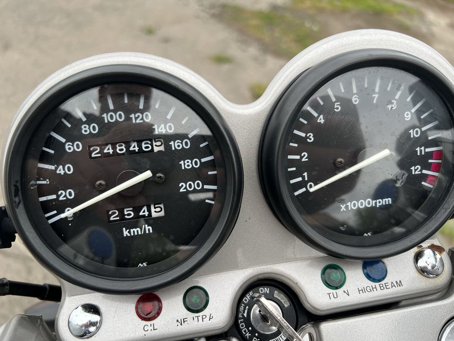Suzuki GS-500 1999року