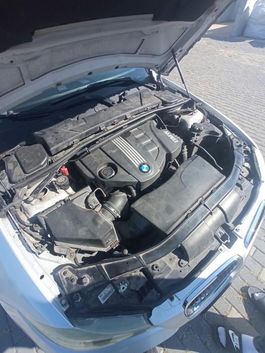 BMW E90 318D 2009r.