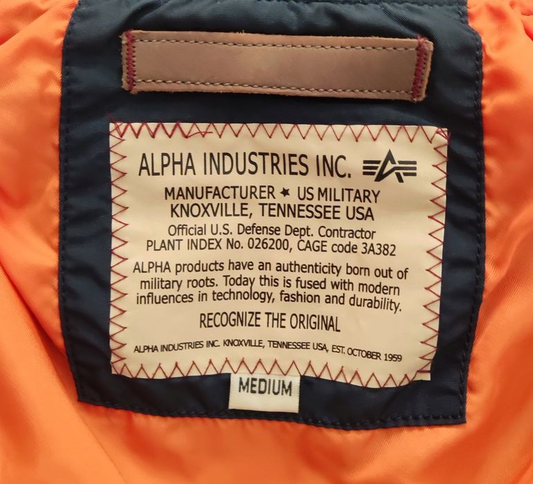 Alpha Industries damska granatowa kurtka bomberka flyers w rozmiarze M