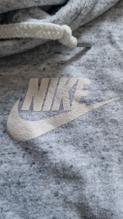 Oryginalna Szara bluza z kapturem Nike Ubrana kilka razy