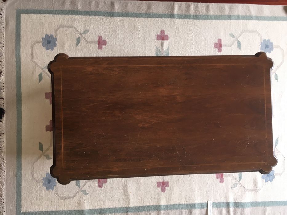 Mesa em madeira vintage