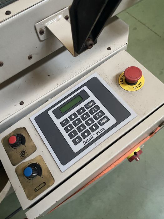 Linea pack:Maquina automatica de ampacotar com pelicula pkastica