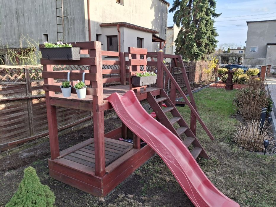 Sprzedam  plac zabaw