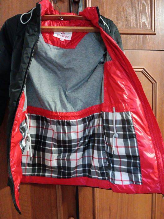 Куртка на девочку