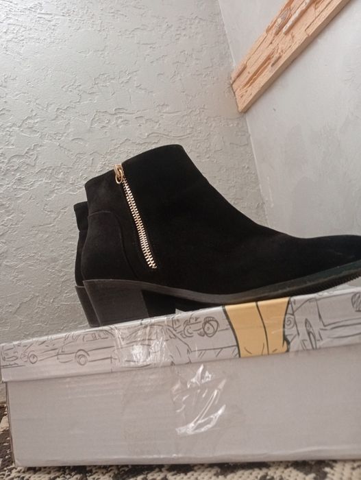 Ботінки осінь весна