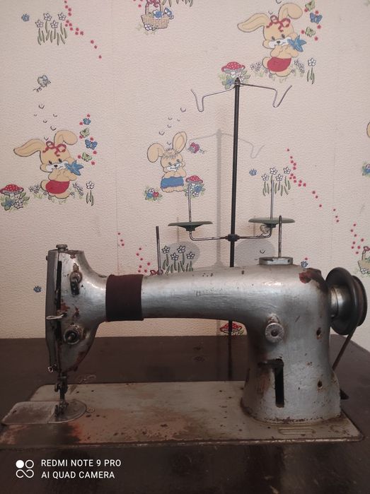 Швейна машина промислова