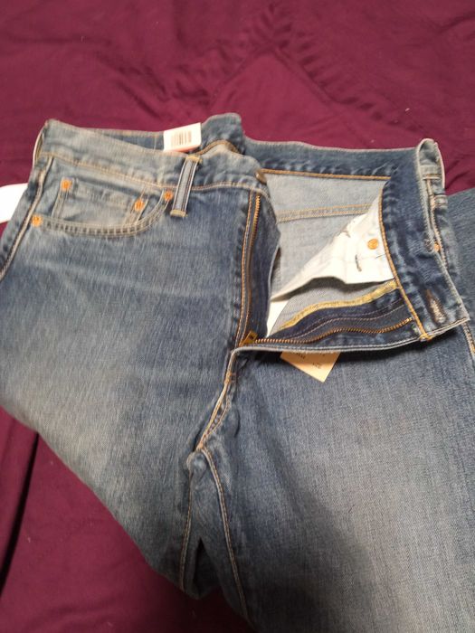 Джинсы LEVIS "32