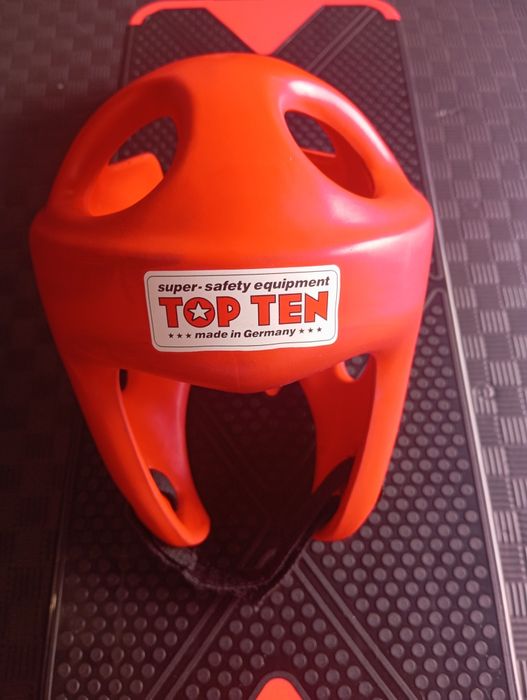 Capacete Top Ten