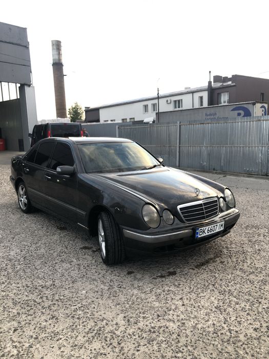 Продам мерседес W210 3.2 дизель