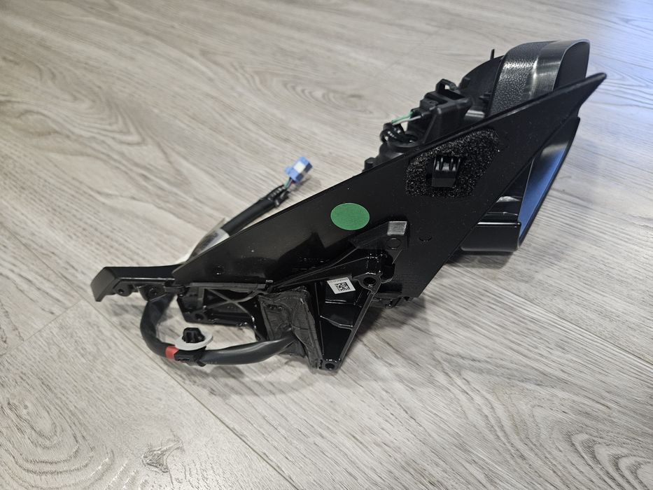 Tesla model 3 17-23 1592032-00-D