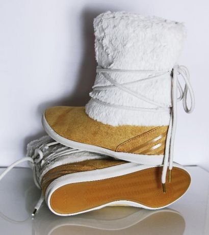 Adidas Eskimo Botki F98117 kozaki R  38  ,43,3