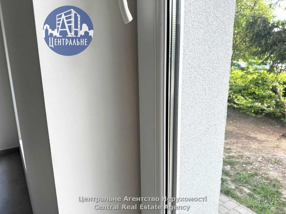 Здається в оренду офісне приміщення з новим капітальним ремонтом.