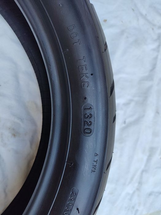 Opona motocyklowa 90/90-14 i 110/80-14