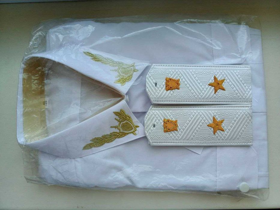 Рубашка, білого кольору, генеральська, прокуратура + погони України