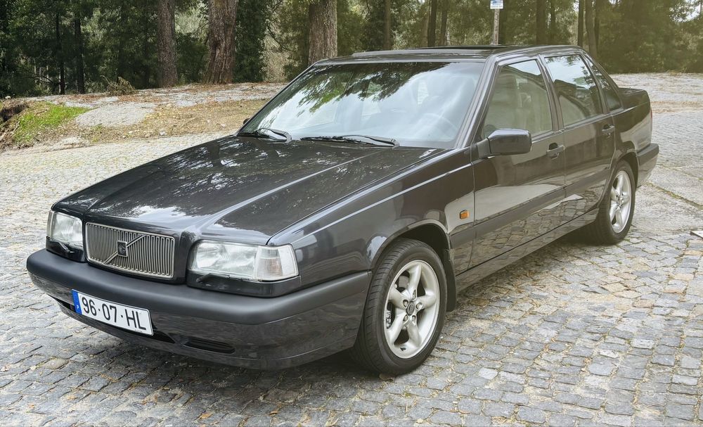 Volvo 850 GLT 2.0 20V, cinco cilindros com 219cv
