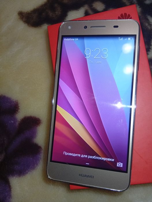 Смартфон Huawei робочий
