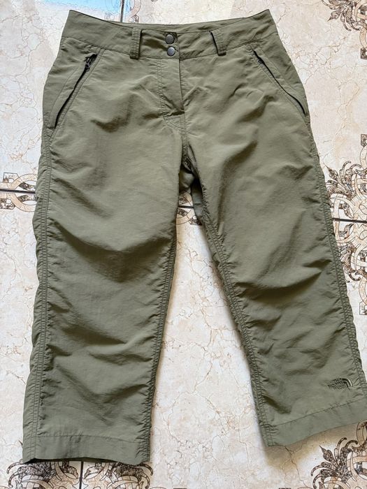 Продаються шорти(бріджі)TNF