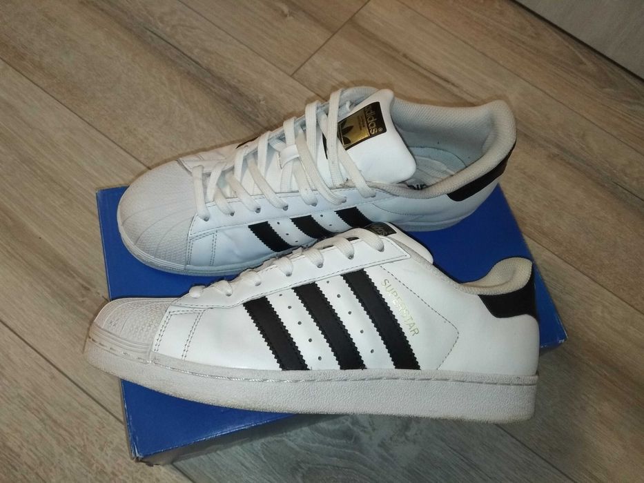 Adidas Superstar кросівки оригінал, стан нових, розмір US 7.5, EUR 40 2/3