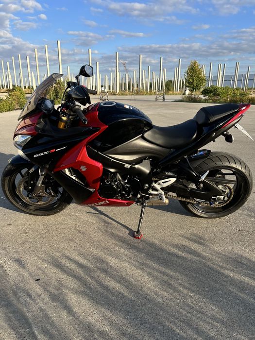 Suzuki GSXS-1000F 2016