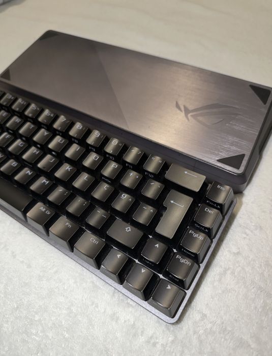 Teclado ROG falchion wireless