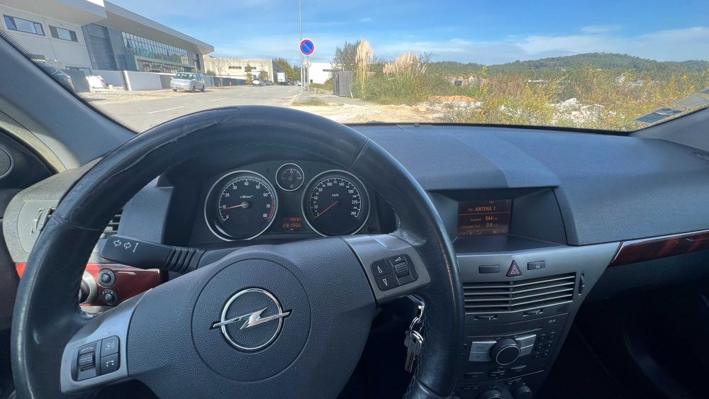 CarrinhaOpel Astra 1.4 Preto — photo 4