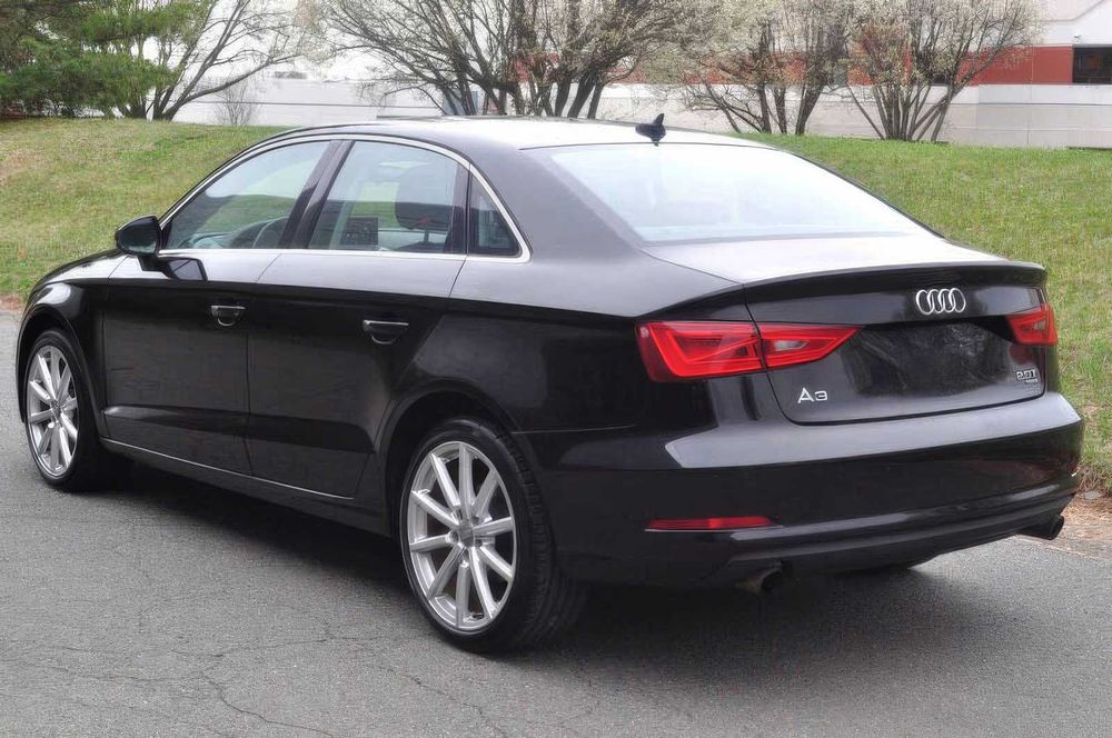 Audi A3 Premium      2015