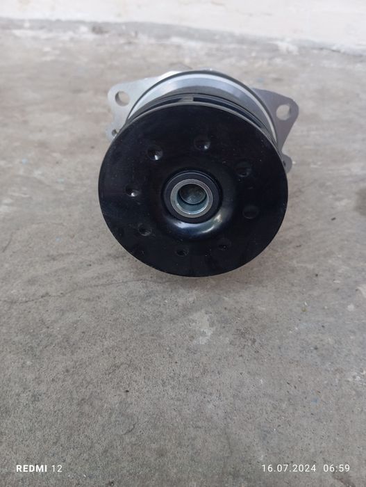 Помпа на BMW e39
