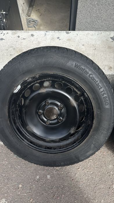 Продам комплект 5/114.3 R15 195/65/15 ковпаки в подарунок