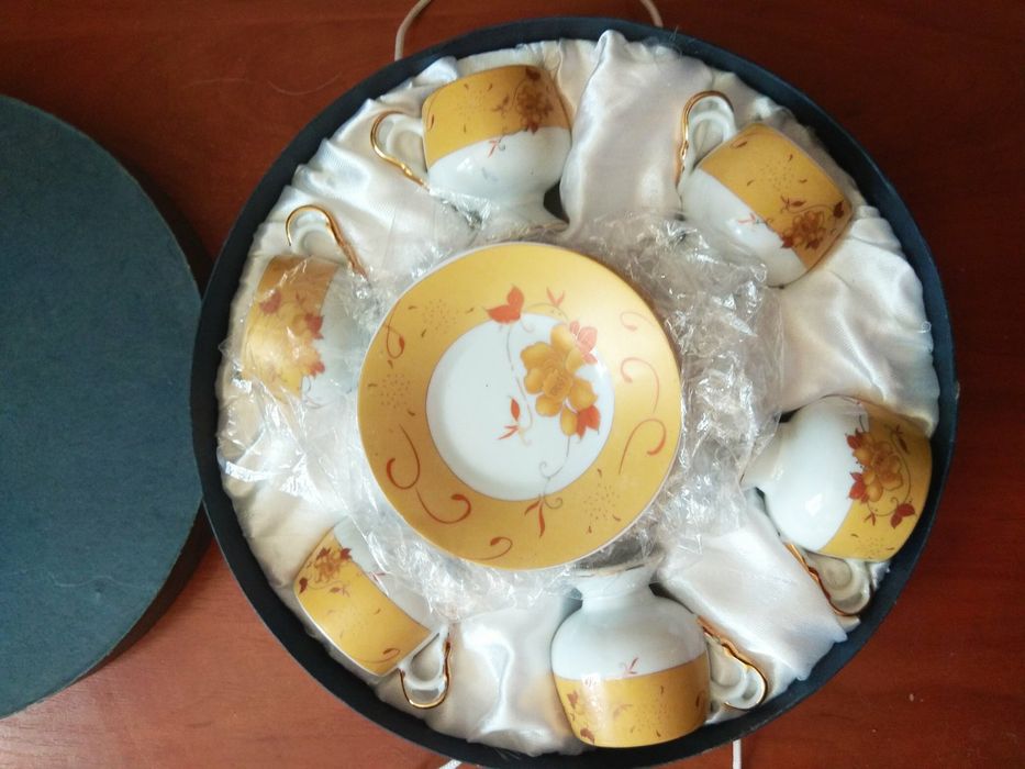 Кофейные чашечки.