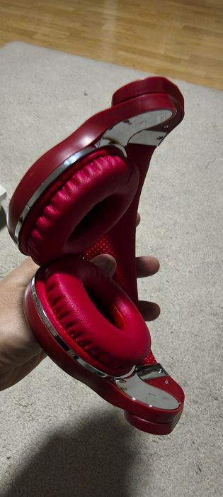 Headset huricane na cor vermelho