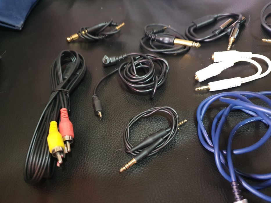 Audio Cables64170338350595123