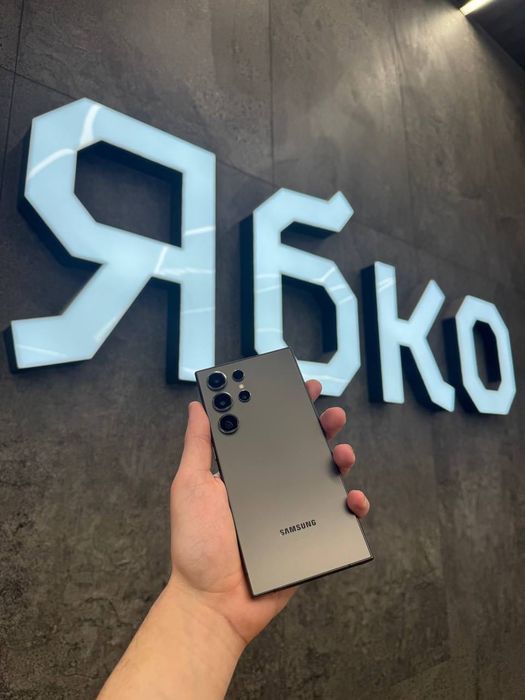 Samsung Galaxy S24 Ultra 12/256GB Titanium Black | Used | Хороший стан