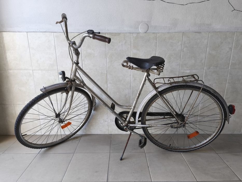 Bicicleta Alemã Pasteleira