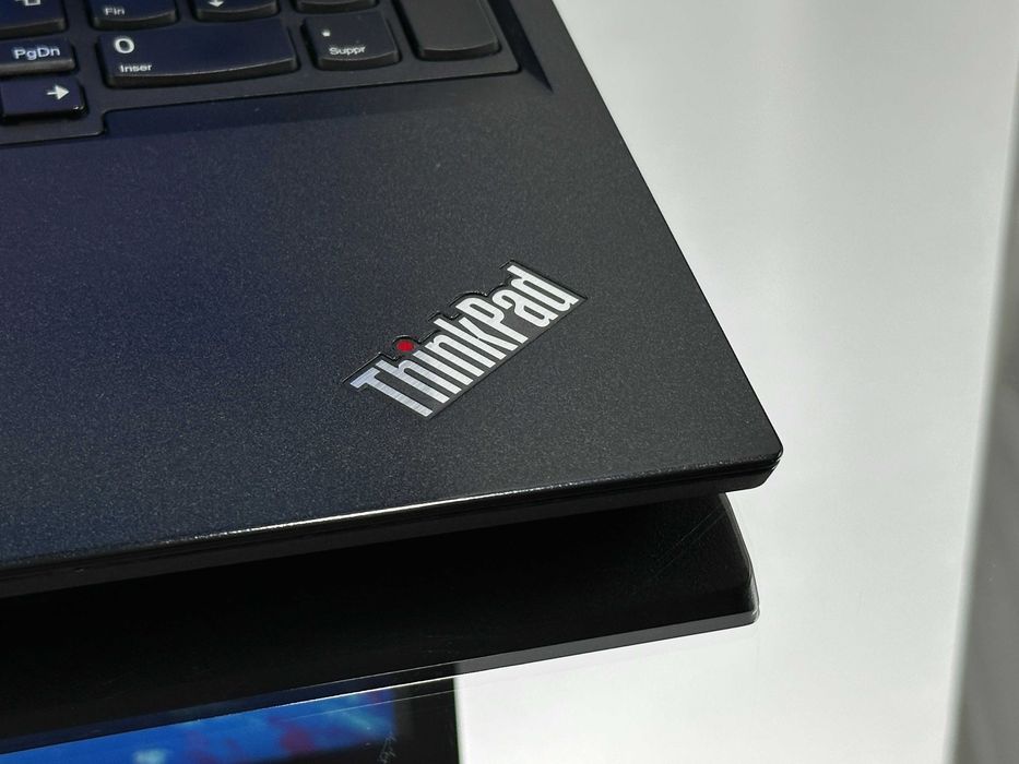 Laptop Lenovo ThinkPad L580 15,6 " Intel Core i5-8250U  8 GB 256 GB dysk SSD Windows 11 FHD